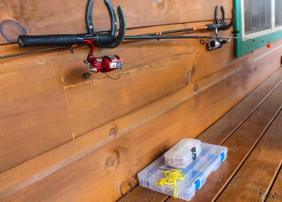 It'S Five O'Clock Here - Cozy Waterfront Cabin With A Hot Tub On The Blue Ridge Parkway! Pet Friendly Fancy Gap Exterior foto
